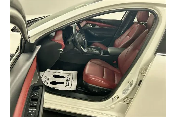 $16850 : Mazda Mazda3 Hatchback 2019 image 9