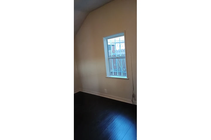 $2495 : 3 bedroom casita  in Inglewood image 4