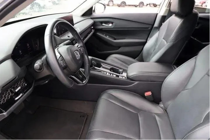 $29912 : Honda Accord Hybrid 2024 EX- image 10