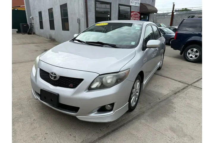 $7995 : 2010 Corolla Base 5-Speed MT image 9