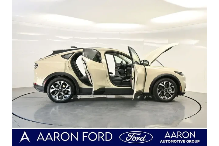 $28438 : Ford Mustang Mach-E 2025 Sel image 4