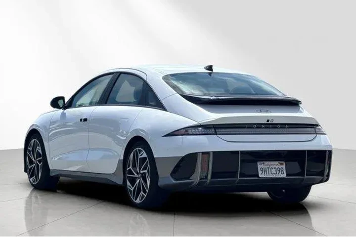 $26067 : Hyundai IONIQ 6 2023 SEL 4dr image 6