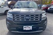 $13988 : 2017 Explorer XLT thumbnail