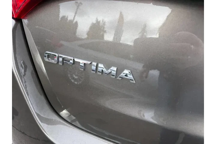 $5995 : 2012 Optima LX image 9