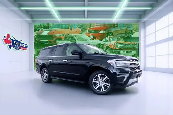 $39856 : Ford Expedition MAX 2024 4x4 image 1