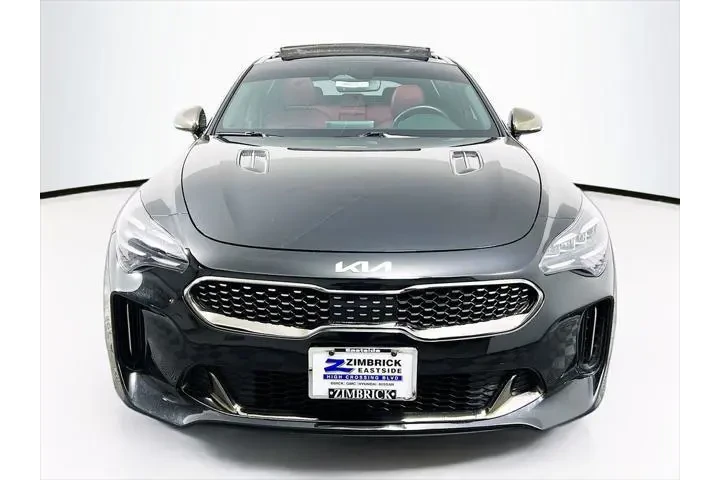 $22994 : Kia Stinger 2022 GT-Line 4dr image 2