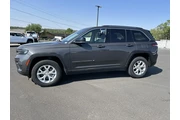 $30995 : Jeep Grand Cherokee 2023 4x4 thumbnail