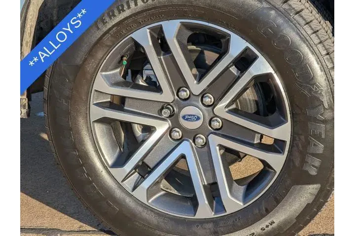 $30985 : Ford F-150 2023 4x2 Lariat 4 image 8