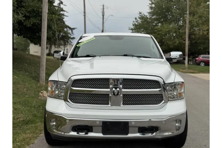 $12999 : 2017 RAM 1500 Lone Star image 3