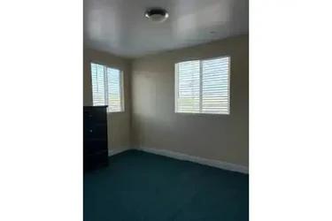 RECÁMARA 📍76th y Central Ave en Los Angeles