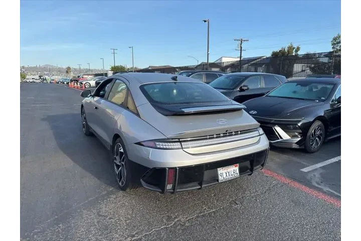 $24998 : Hyundai IONIQ 6 2024 SEL 4dr image 2