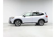 $27998 : Subaru Forester 2022 AWD Tou thumbnail
