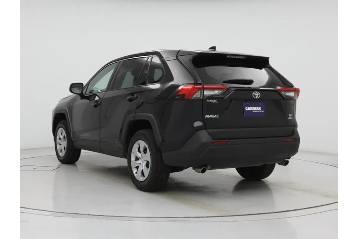 $29998 : Toyota RAV4 2025 AWD LE 4dr image 2