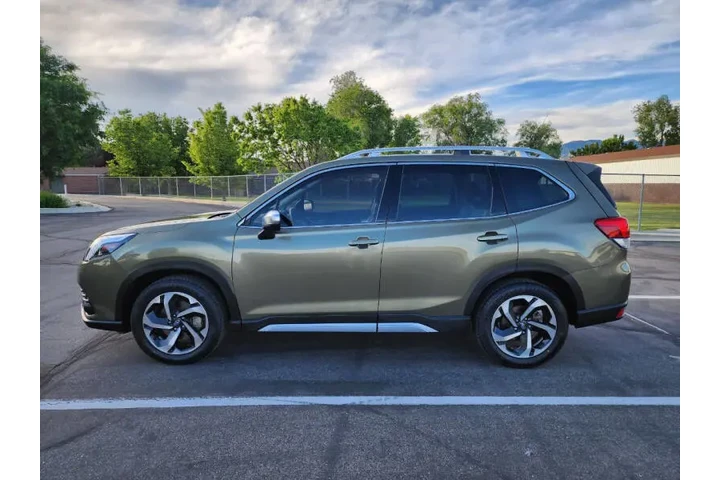 $24900 : 2023 Forester Touring image 6