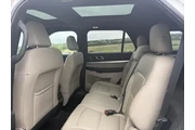$18888 : Ford Explorer 2018 AWD XLT 4 thumbnail