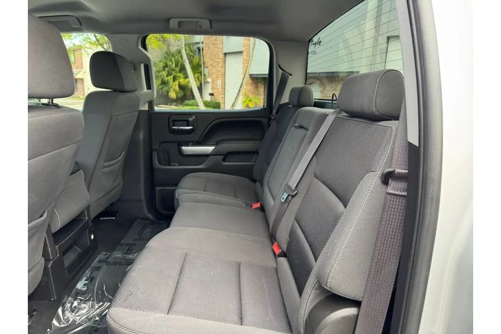 $17900 : CHEVROLET SILVERADO 1500 LT image 5