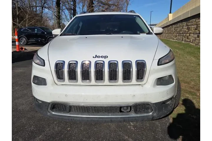 $8299 : Jeep Cherokee 2014 4x4 Limit image 2