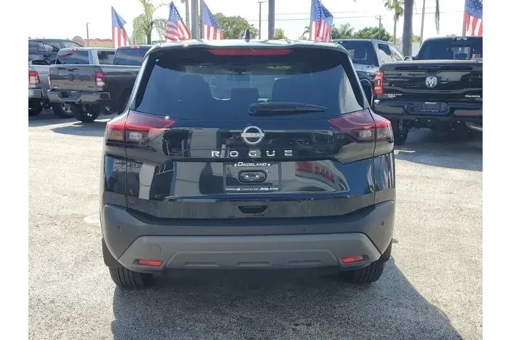 $20995 : Nissan Rogue 2023 S 4dr Cros image 6