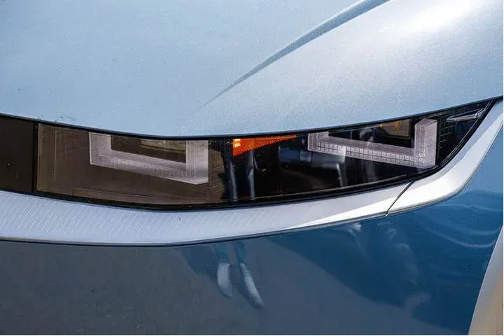 $31397 : Hyundai IONIQ 5 2024 AWD Lim image 8