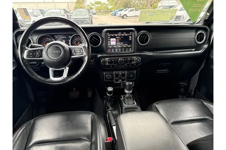 $30900 : Jeep Gladiator 2020 4x4 Over image 6