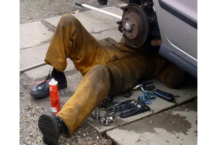 Mecanico automotriz image 3