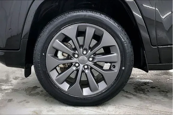 $19990 : Jeep Cherokee 2019 4x4 High image 10