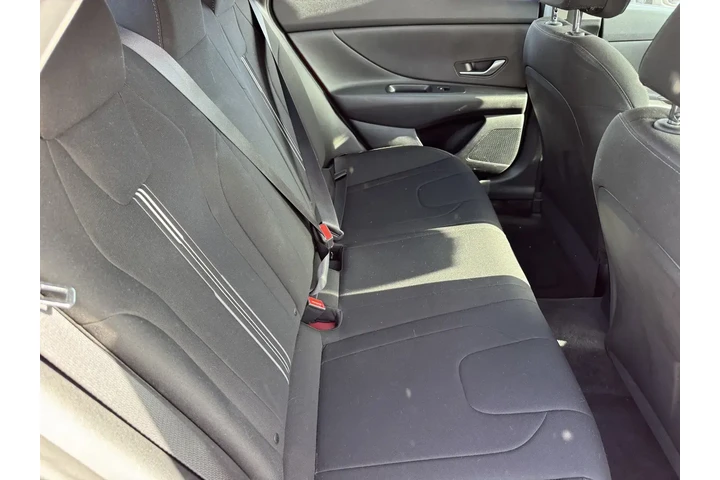 $17499 : Hyundai ELANTRA 2022 SEL 4dr image 7