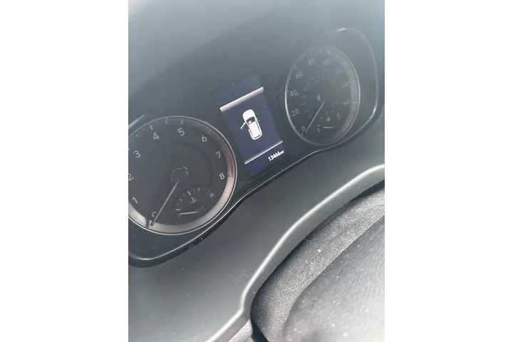 $20990 : Hyundai KONA 2023 AWD SEL 4d image 2