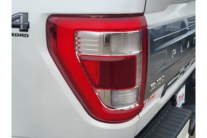 $35600 : Ford F-150 2021 4x4 XLT 4dr image 9