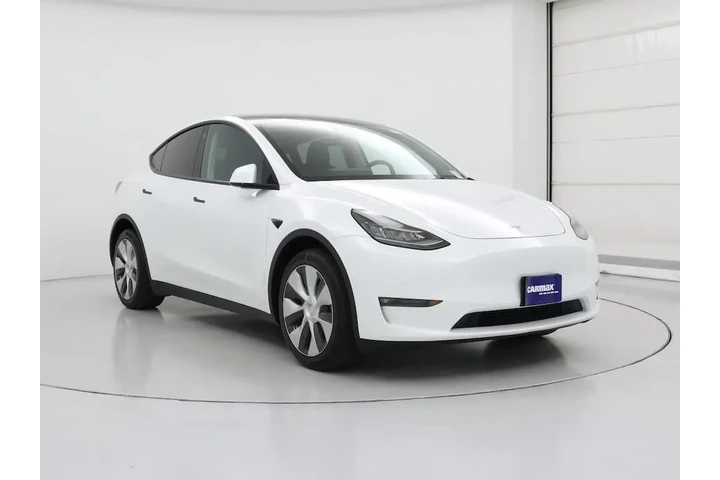 $33998 : Tesla Model Y 2022 AWD Long image 1
