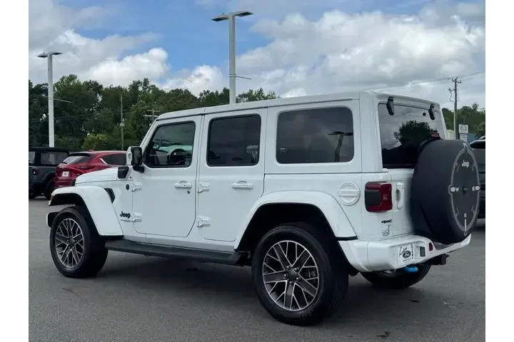 $30961 : Jeep Wrangler Unlimited 2022 image 3