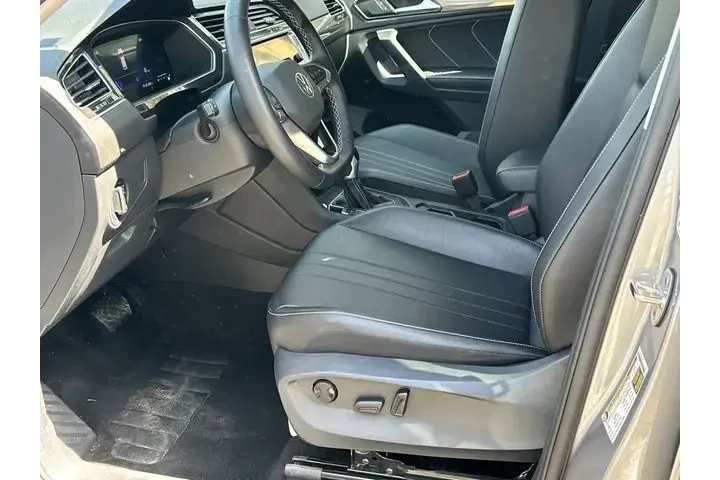 $20998 : Volkswagen Tiguan 2024 Wolfs image 9