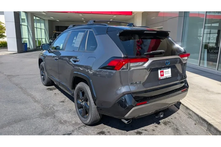 $30899 : Gold Certified2019 RAV4 Hybri image 10