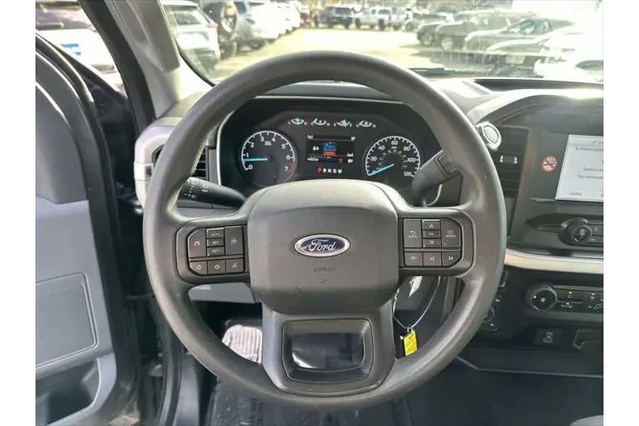 $35699 : Ford F-150 2023 4x4 XLT 4dr image 7