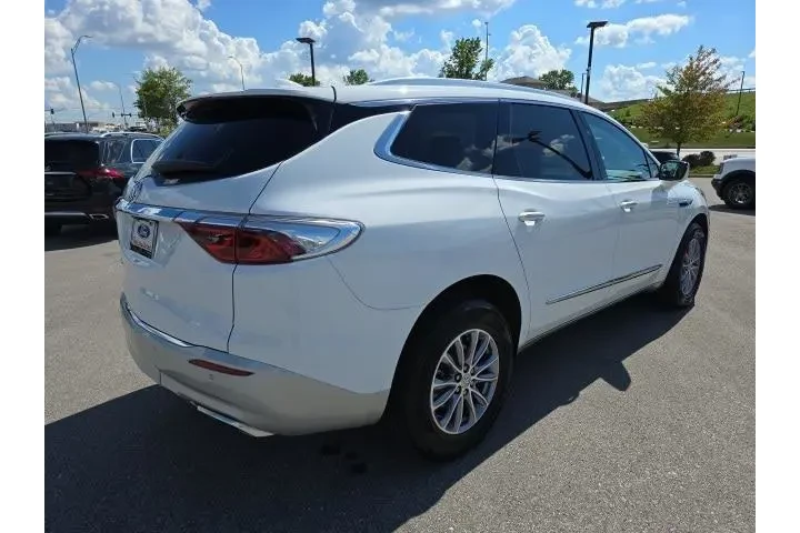 $38900 : Buick Enclave 2024 4x4 Essen image 5