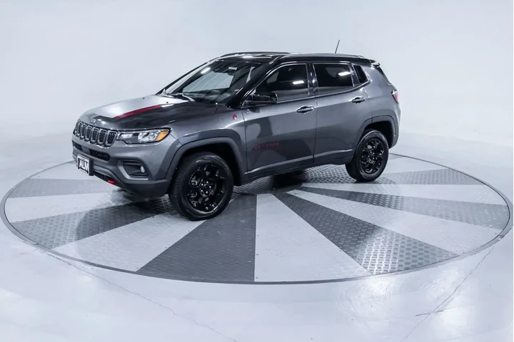 $21920 : Jeep Compass 2024 4x4 Trailh image 3