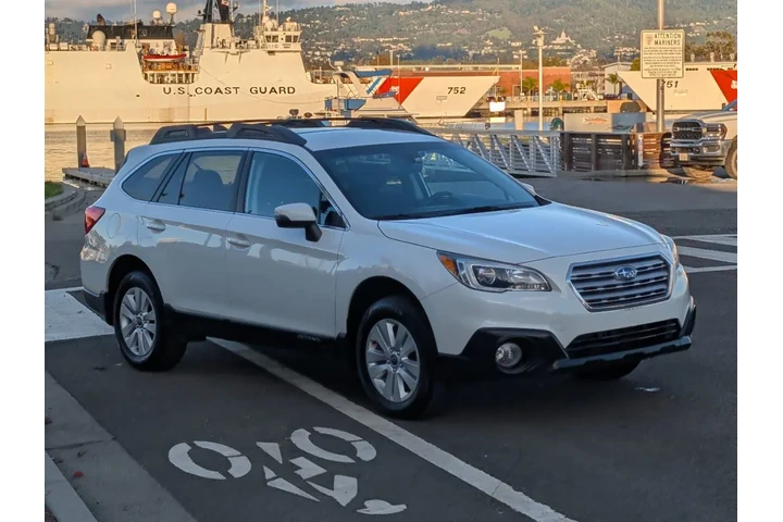 $15988 : 2017 Outback Premium image 4