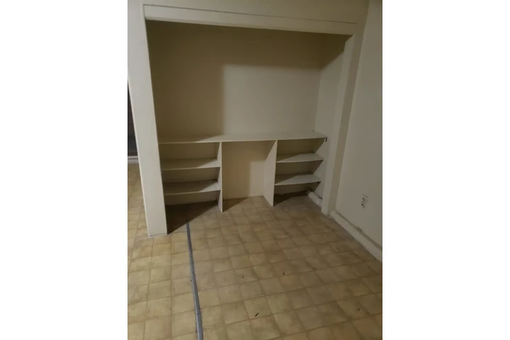 $1000 : Cuarto image 1