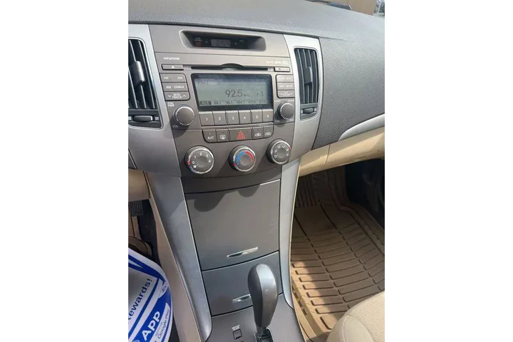 $8990 : Hyundai SONATA 2010 GLS 4dr image 4