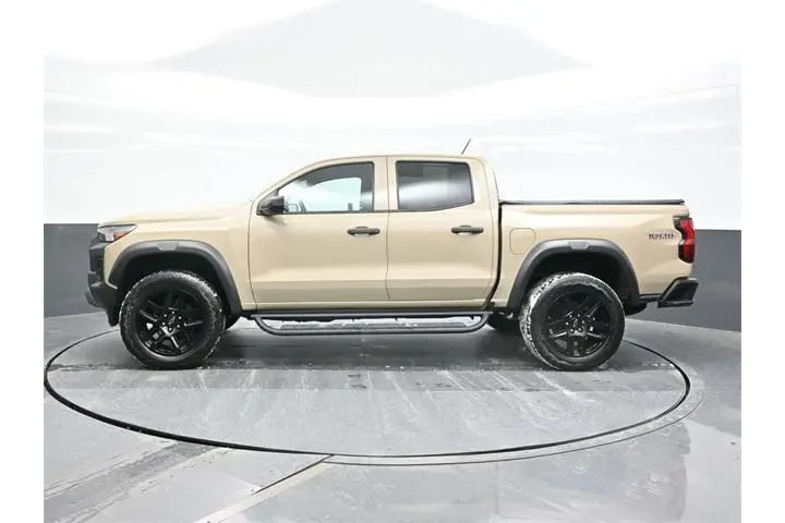 $35297 : Chevrolet Colorado 2023 4x4 image 4