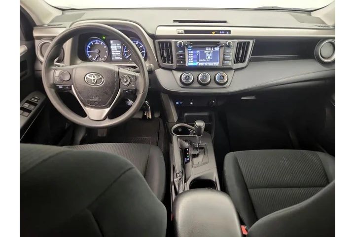 $17998 : Toyota RAV4 2018 LE 4dr SUV image 8