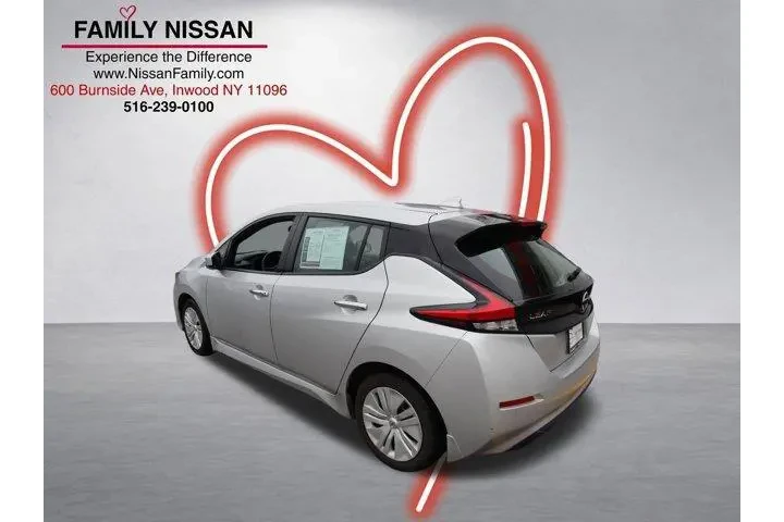 $8785 : Nissan LEAF 2022 S 4dr Hatch image 5