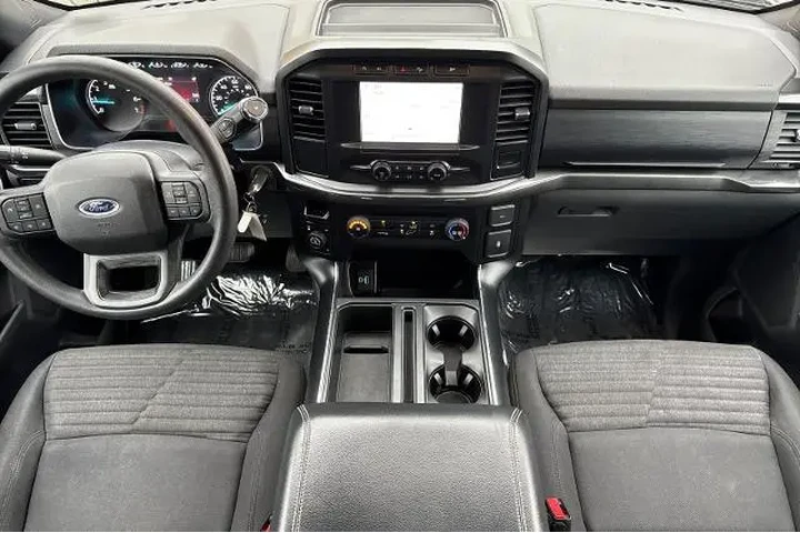 $25900 : Ford F-150 2021 4x4 XLT 4dr image 5