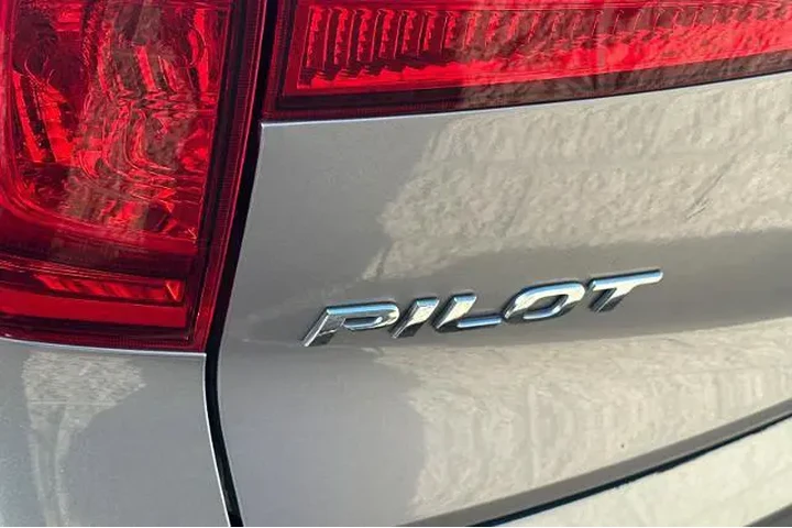 $14995 : Honda Pilot 2017 EX-L 4dr SU image 6