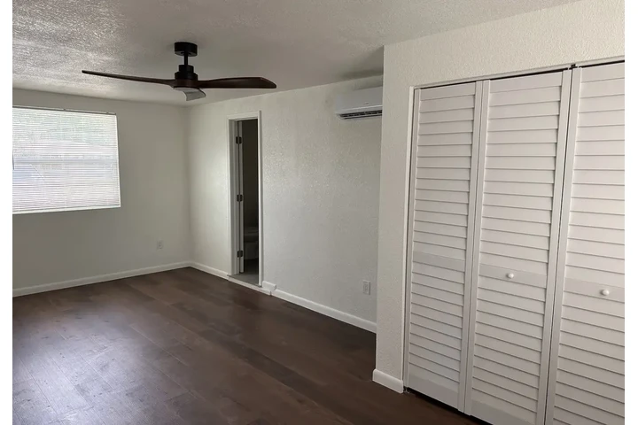 $850 : beautifully Recently remodeled image 3