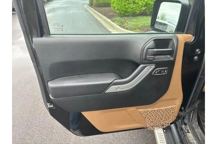 $24000 : Jeep Wrangler JK Unlimited 2 image 8