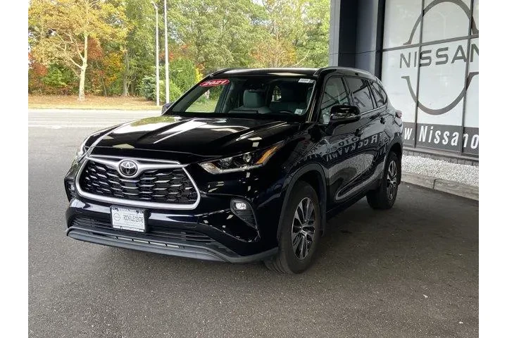 Toyota Highlander 2021 AWD X image 8