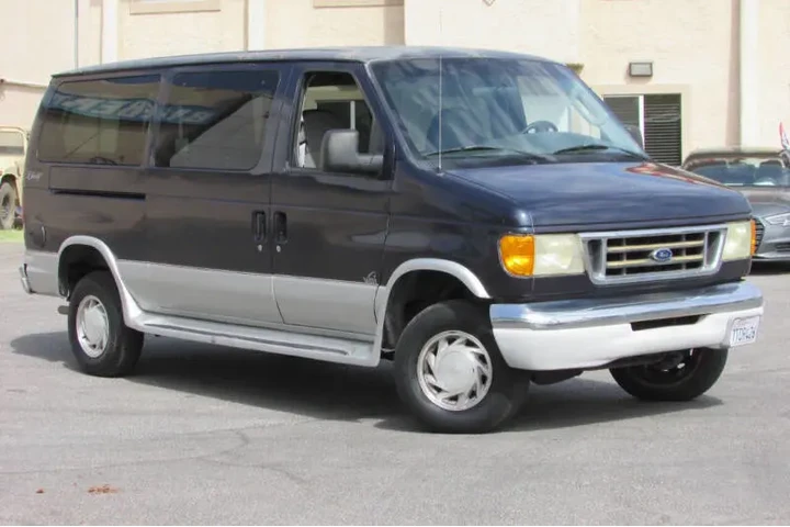 $9995 : 2003 E-Series E-150 XLT image 1