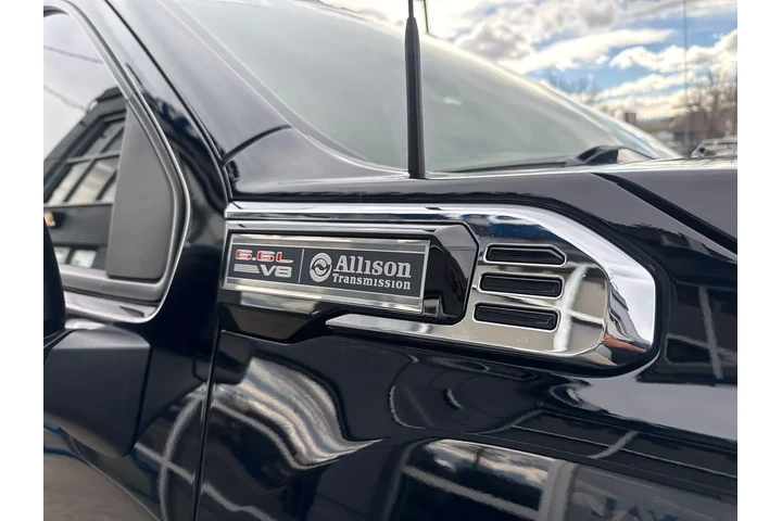 $45995 : 2024 GMC Sierra 2500HD 4WD Do image 10