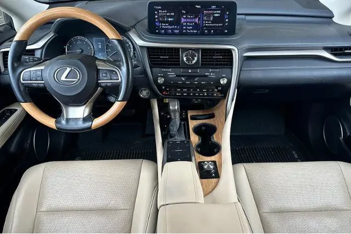 $38792 : Lexus RX 350L 2022 4dr SUV image 9